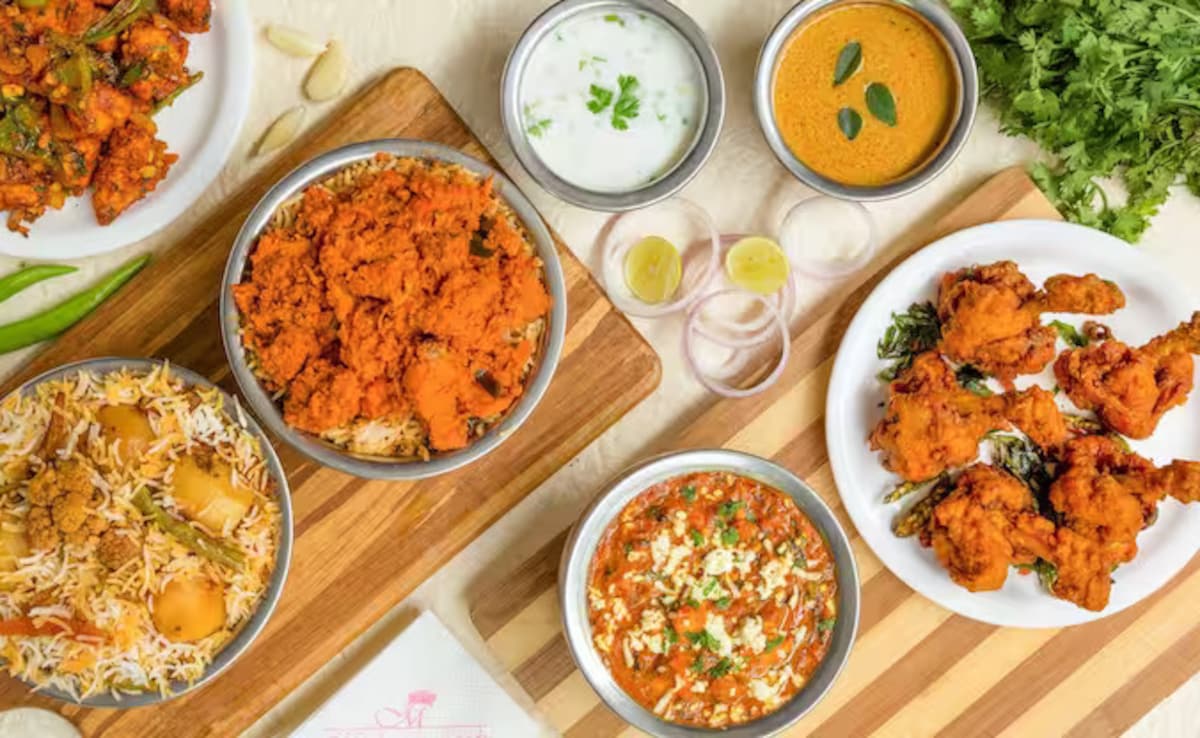 Popular Bengaluru Restaurant, Meghana Foods, Apologises To Delivery Agents For Prohibiting Use Of Lift