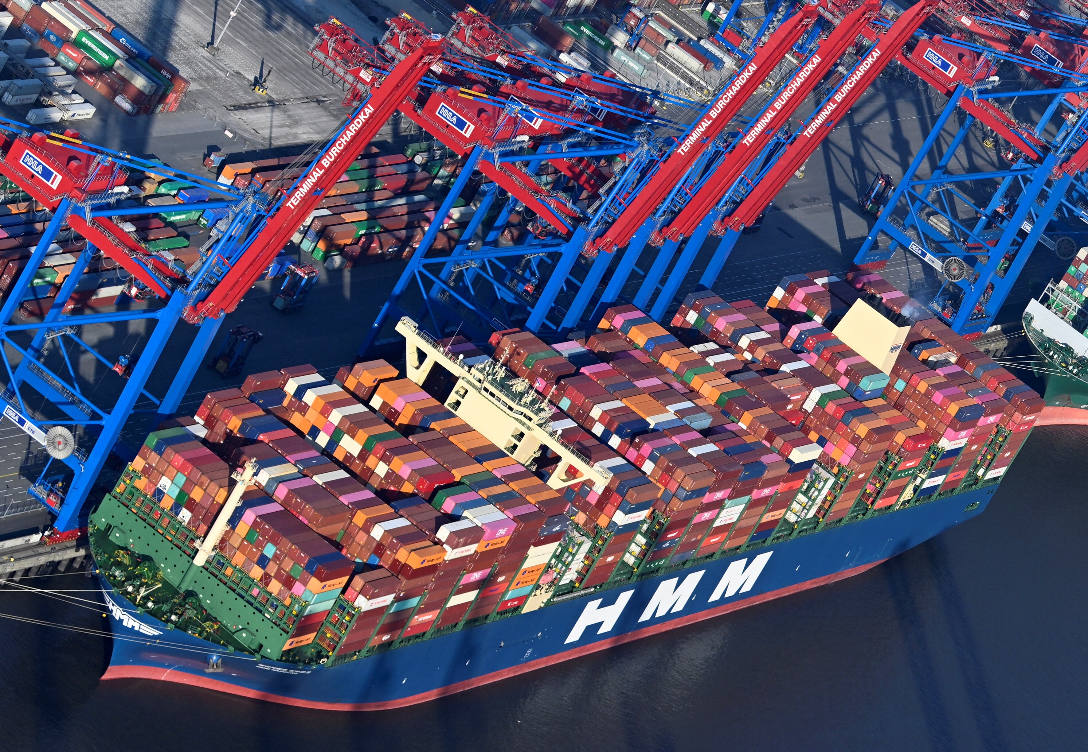 Over 40 Indian Exporters Get Payments Via Unsanctioned Russian Banks