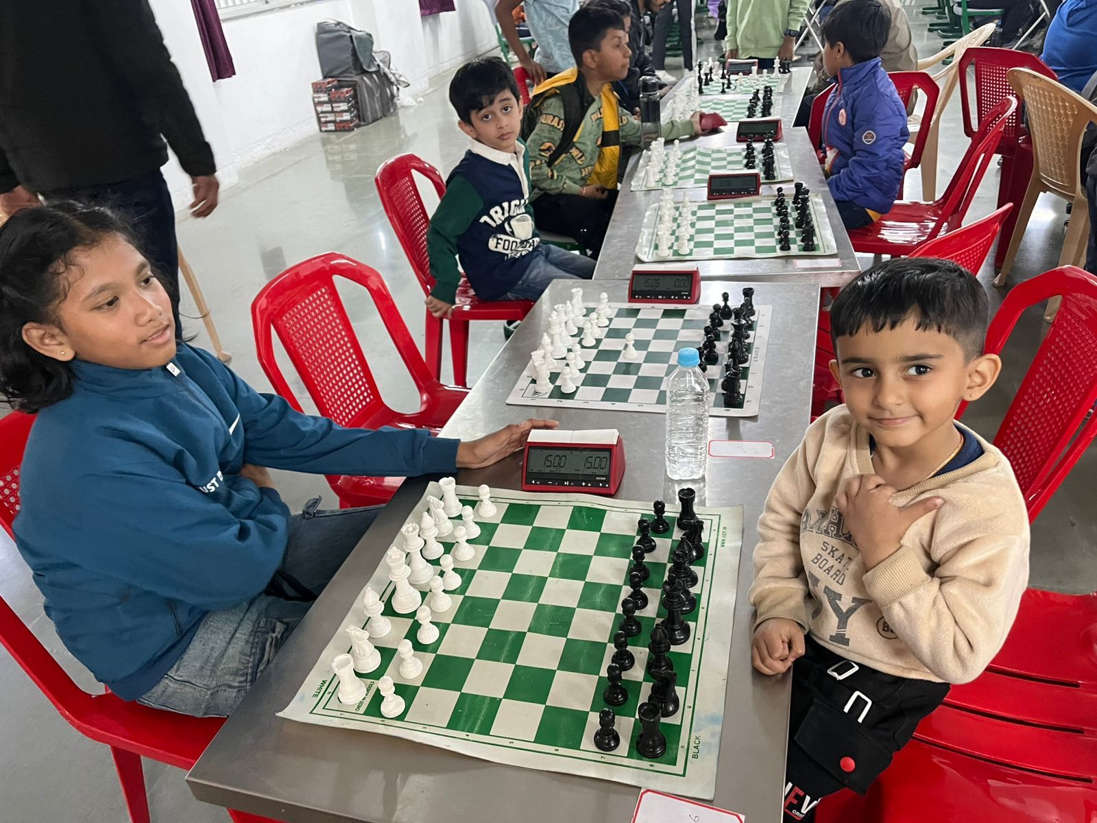 धार के महिम्न मंडलोई ने जीता यंगेस्ट प्लेयर का खिताब. धार के महिम्न मंडलोई ने जीता यंगेस्ट प्लेयर का खिताब.