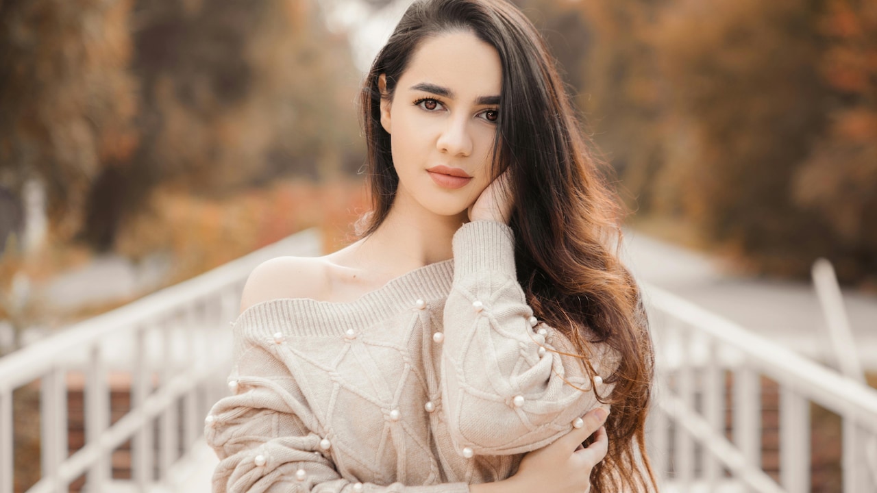 Light woollen feel more comfortable in winter Light woollen feel more comfortable in winter