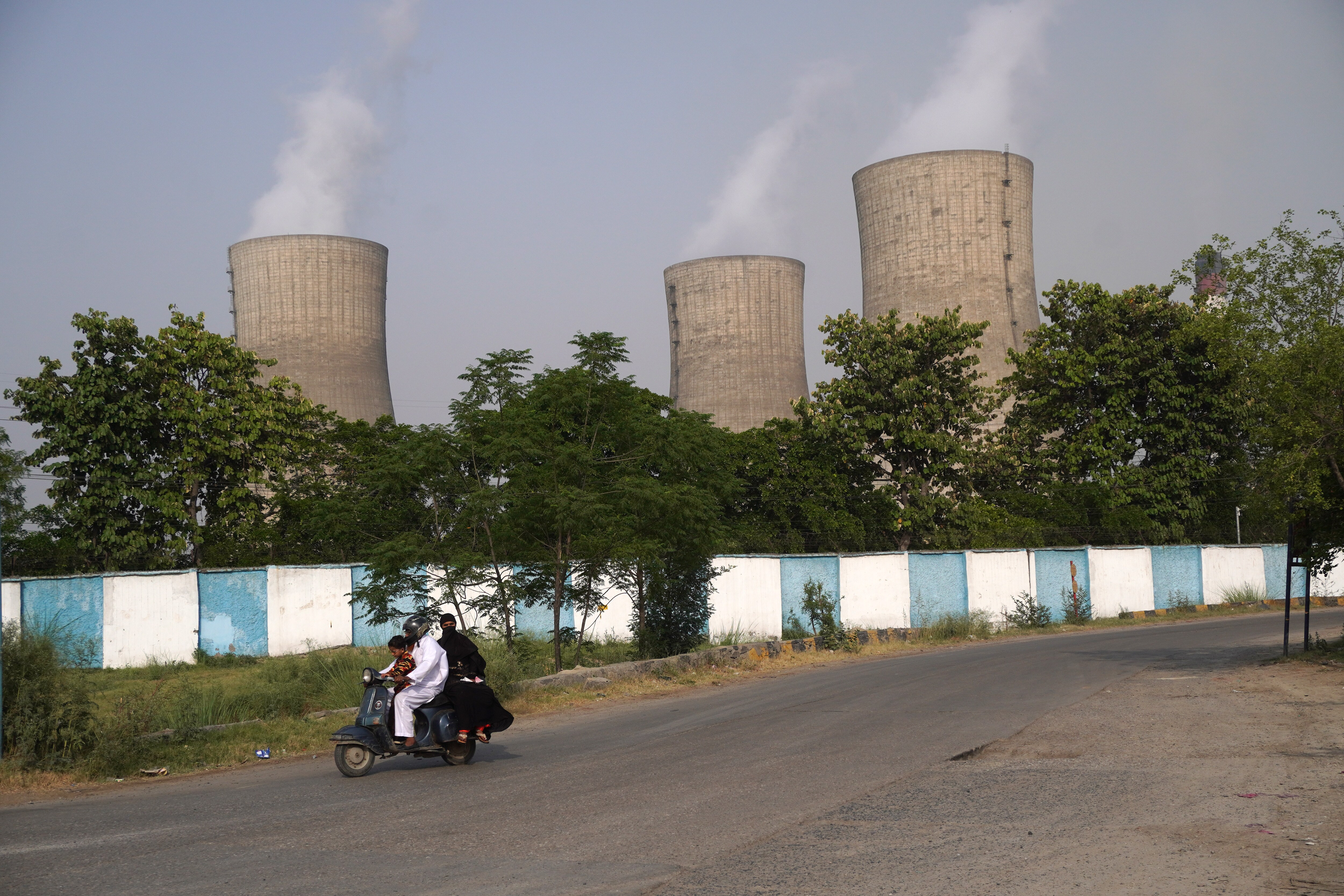 Power Exchanges To Stop Trading In 13 States Over Pending Dues