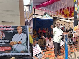 Rajinikanth's Pic Used In Karthigai Deepam Strike, His Team Distances Itself