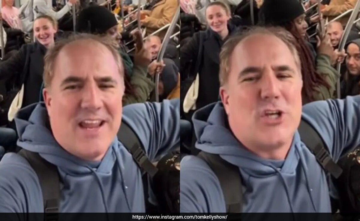 Comedian Gets Subway Car to Sing Happy Birthday
