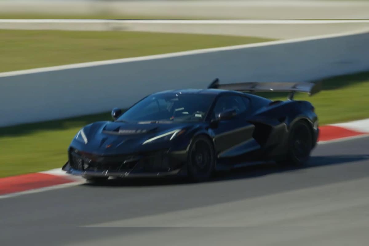 BMW M4 Competition Package brings home a class victory in 2018 Tire Rack  One Lap of America, image size:1200x800