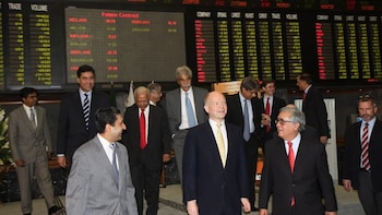 Pakistan's Stock Market Super-Charged After US-Iran Ceasefire; KSE-100 Zooms Nearly 14,000 Points