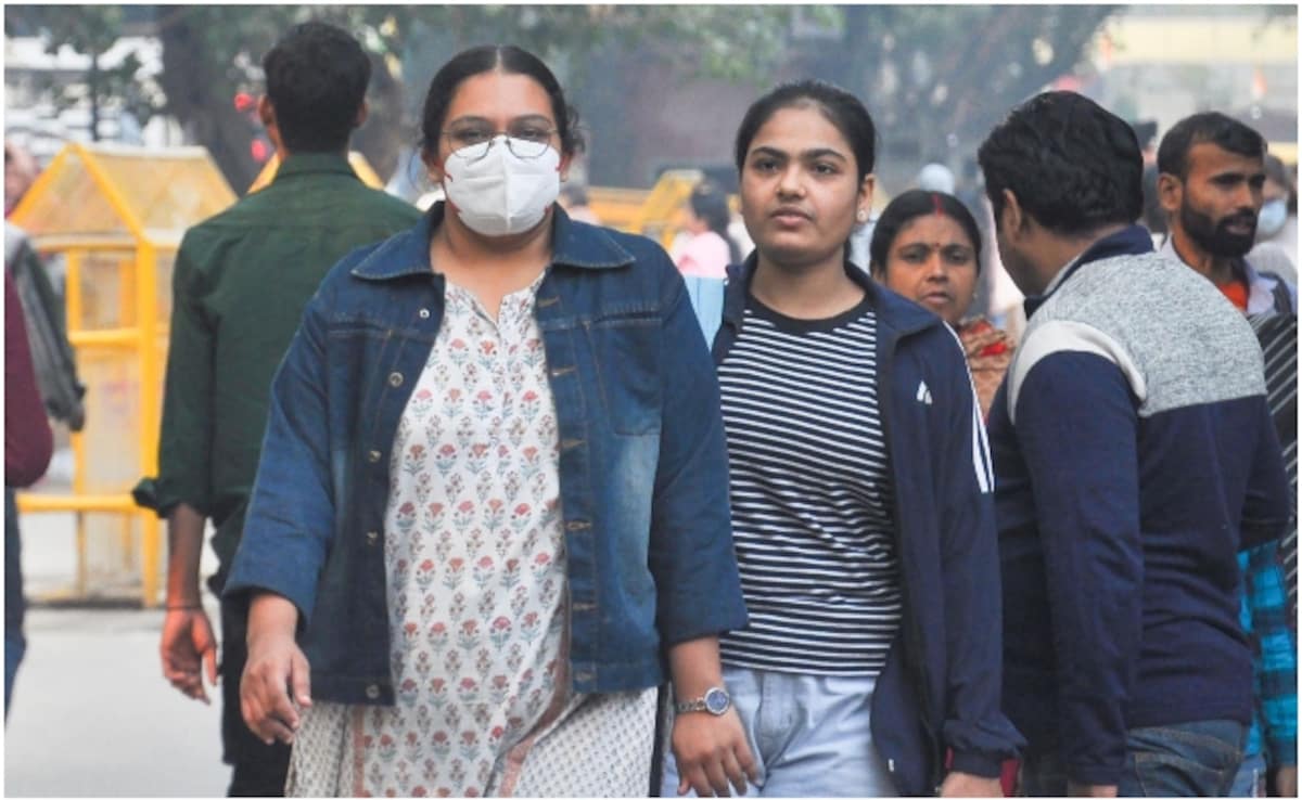 दिल्ली प्रदूषण सर्वे, 8 फीसदी लोग छोड़ना चाहते हैं राजधानी, लंग कैंसर पर डराने वाला खुलासा दिल्ली प्रदूषण सर्वे, 8 फीसदी लोग छोड़ना चाहते हैं राजधानी, लंग कैंसर पर डराने वाला खुलासा