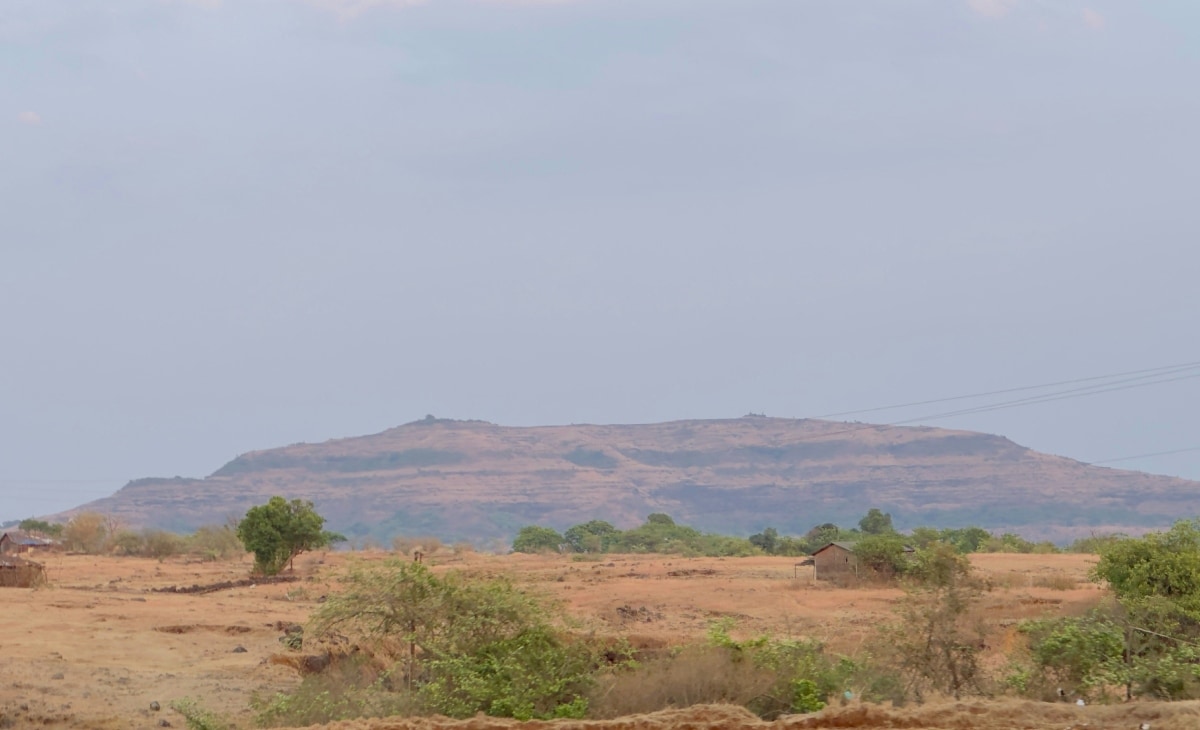 अरावली संरक्षण के मुद्दे पर देश में गंभीर बहस छिड़ी हुई है