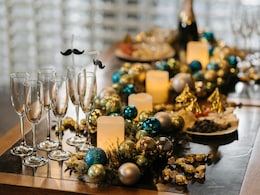 From Decor To Dessert: How To Set Up A Cosy Christmas Dinner Table
