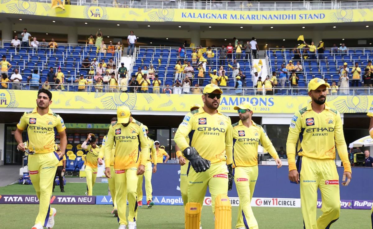 IPL 2026: संजू सैमसन के आने से बल्लेबाजी में 'दम', पर क्या CSK को कमजोर पेस अटैक और जडेजा की विदाई पड़ेगी भारी?