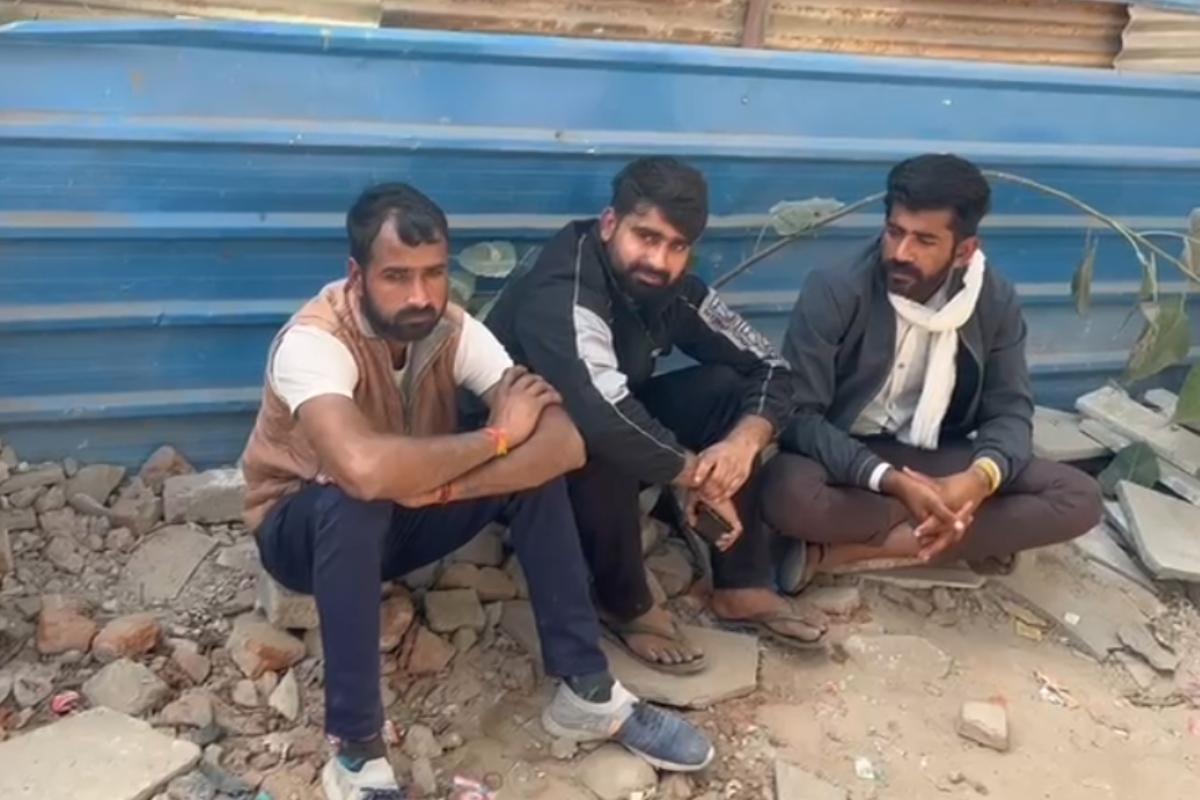 प्रेमी ने तोड़ा दम...जिंदगी और मौत से जूझ रही प्रेमिका, झोपड़ी में मिलता देख ससुर-जेठ ने लगा दी थी आग