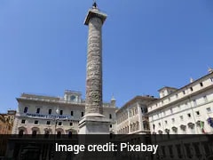 Restorers Use Laser To Clean Rome's Iconic Column Of Marcus Aurelius