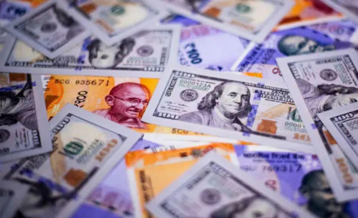 Rupee Crosses 90-Mark Against US Dollar: Impact On Markets, Consumers Rupee Crosses 90-Mark Against US Dollar: Impact On Markets, Consumers