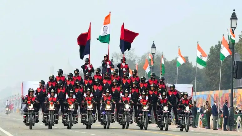 Republic Day Parade 2026: गणतंत्र दिवस पर LIVE देखनी है परेड? जानिए कैसे करें टिकट बुक और जरूरी डिटेल्स
