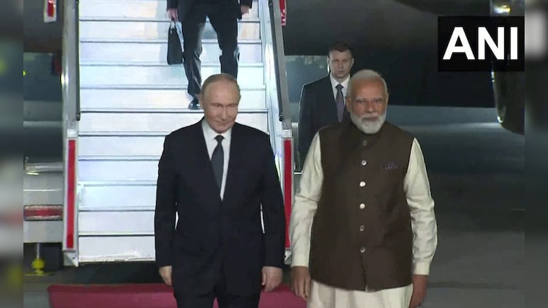 Putin India Visit: पुत‍िन-मोदी एयरपोर्ट से एक ही कार से रवाना, पुतिन के भारत दौरे से क्या उम्मीदें?
