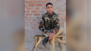 जम्मू-कश्मीर में आतंकियों से मुठभेड़ में पुलिसकर्मी शहीद, ऑपरेशन जारी