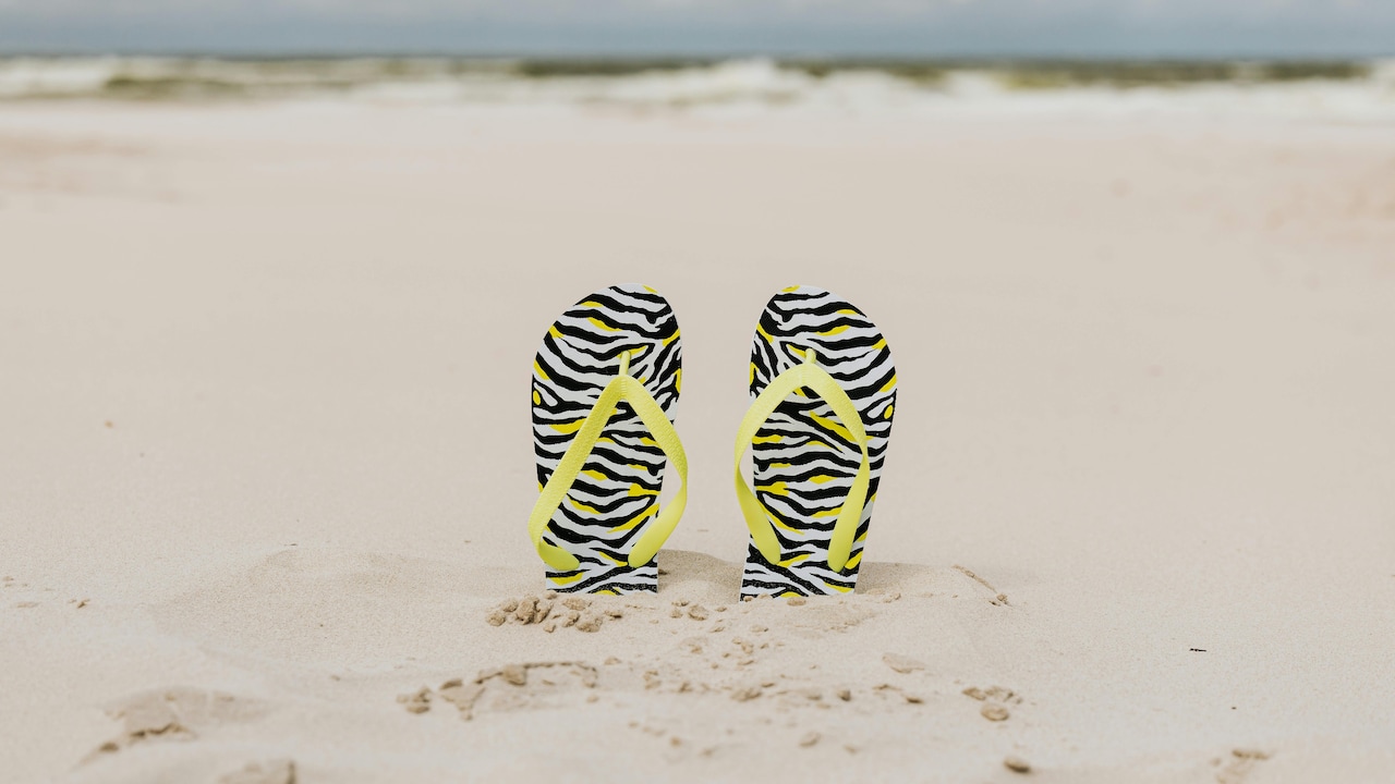 Why Cheap Flip Flops Hurt Your Feet And What to Look For Instead