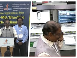 पहले बेचैनी फिर कमाल की खुशी.. बाहुबली रॉकेट से सैटेलाइट के सफल लॉन्च होते ही इसरो चेयरमैन का रिएक्शन देखिए