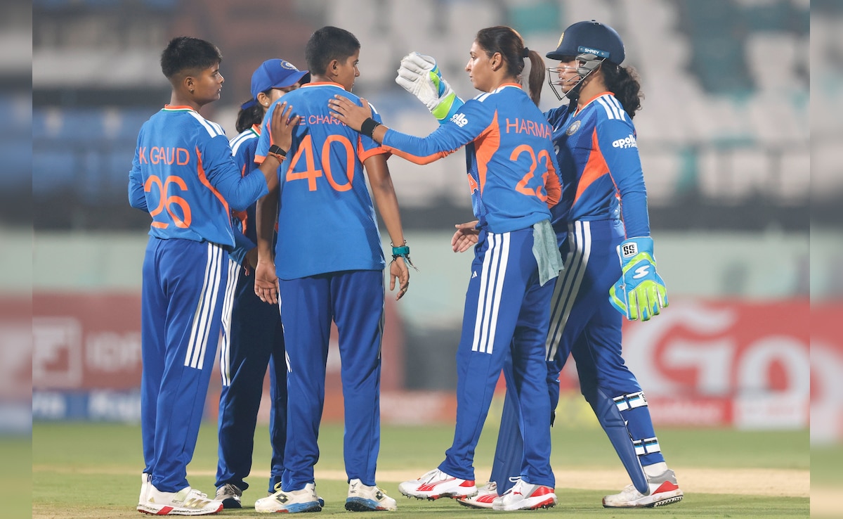 Team India Reach Thiruvananthapuram Ahead Of 3rd T20I Against Sri Lanka