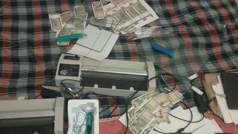 जयपुर पुलिस ने यूपी के सहारनपुर में पकड़ी नकली नोट बनाने की फैक्टरी, पूरे देश में शातिर तरीके से हो रहा था सप्लाई