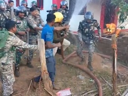 कब्र पर क्यों कलह-छत्तीसगढ़ में मौत के बाद गरिमा का अधिकार बनाम पंचायत अधिकार