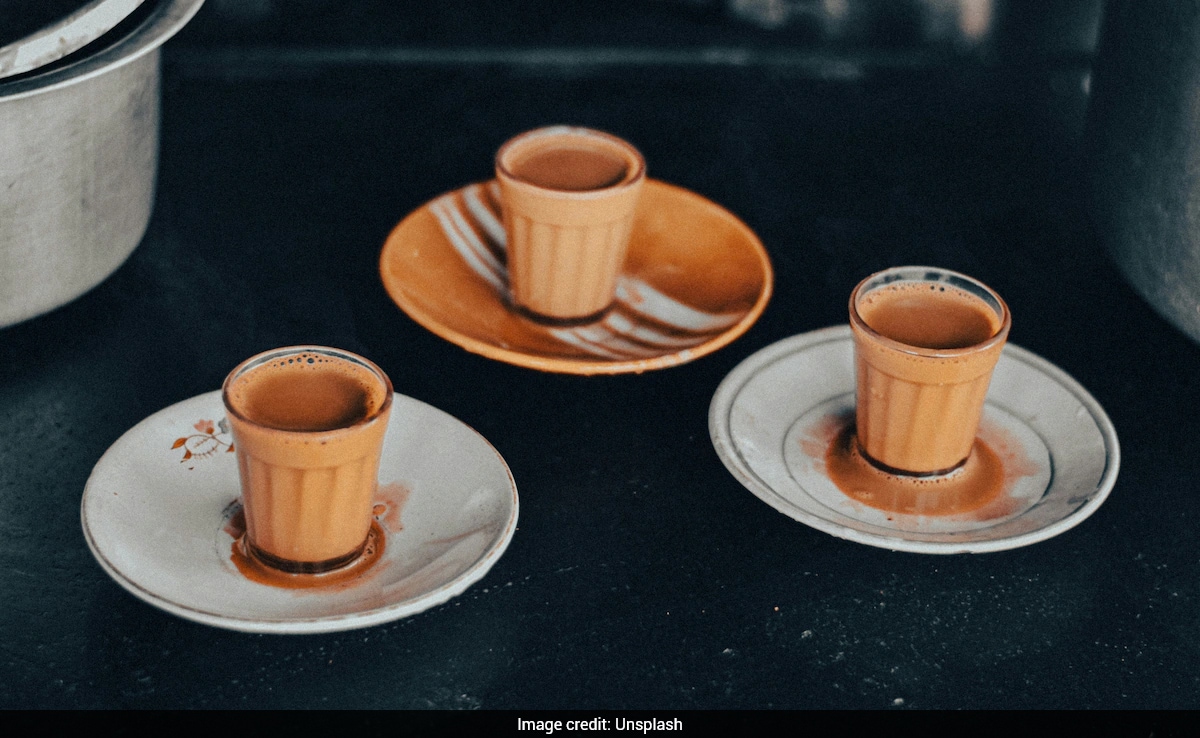 Mumbai-Based CEO Compares His Rs 10 Chai With Employee's Expensive Coffee, Sparks Debate