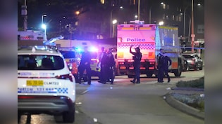 सिडनी के बॉन्डी बीच पर हनुक्का जश्न के दौरान हुए हमले में 16 लोग मारे गए, हमलावर की कार से मिले विस्फोटक