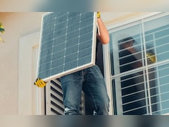 घर की छत से बिजली क्रांति: भारत में बिजली के इस्तेमाल के तरीके को कैसे बदल रही सूर्य घर योजना