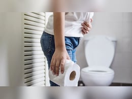 मल त्याग करने के बाद कभी नहीं करनी चाहिए 7 गलतियां, डॉक्टर ने बताया झेलने पड़ सकते हैं गंभीर नुकसान