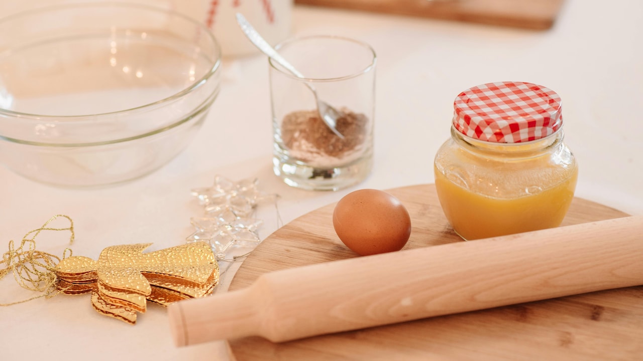 Glass vs Steel vs Silicone Bakeware: Which Is Best For Home Baking? Glass vs Steel vs Silicone Bakeware: Which Is Best For Home Baking?