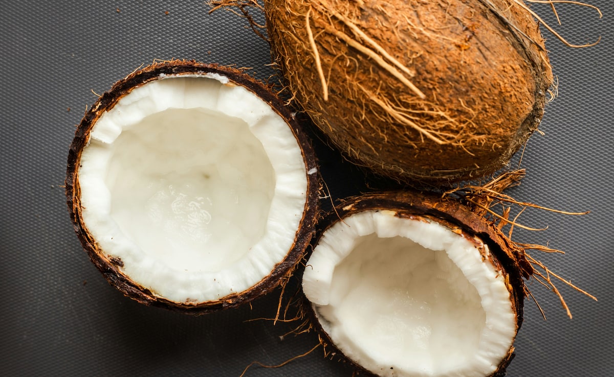 सूखे नारियल से घर पर ऐसे बनाएं शुद्ध नारियल तेल, मिक्सी से तैयार, खुशबू से भरपूर और महीनों तक सुरक्षित