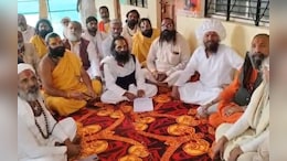 अखाड़ा परिषद में दो फाड़! वैष्णव अखाड़ों ने बनाया &lsquo;रामा दल&rsquo;, स्थानीय अखाड़ा परिषद भंग