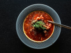 Restaurant Style Tomato Soup: अब घर पर होटल जैसा टमाटर सूप बनाना होगा आसान, बस नोट करें रेसिपी