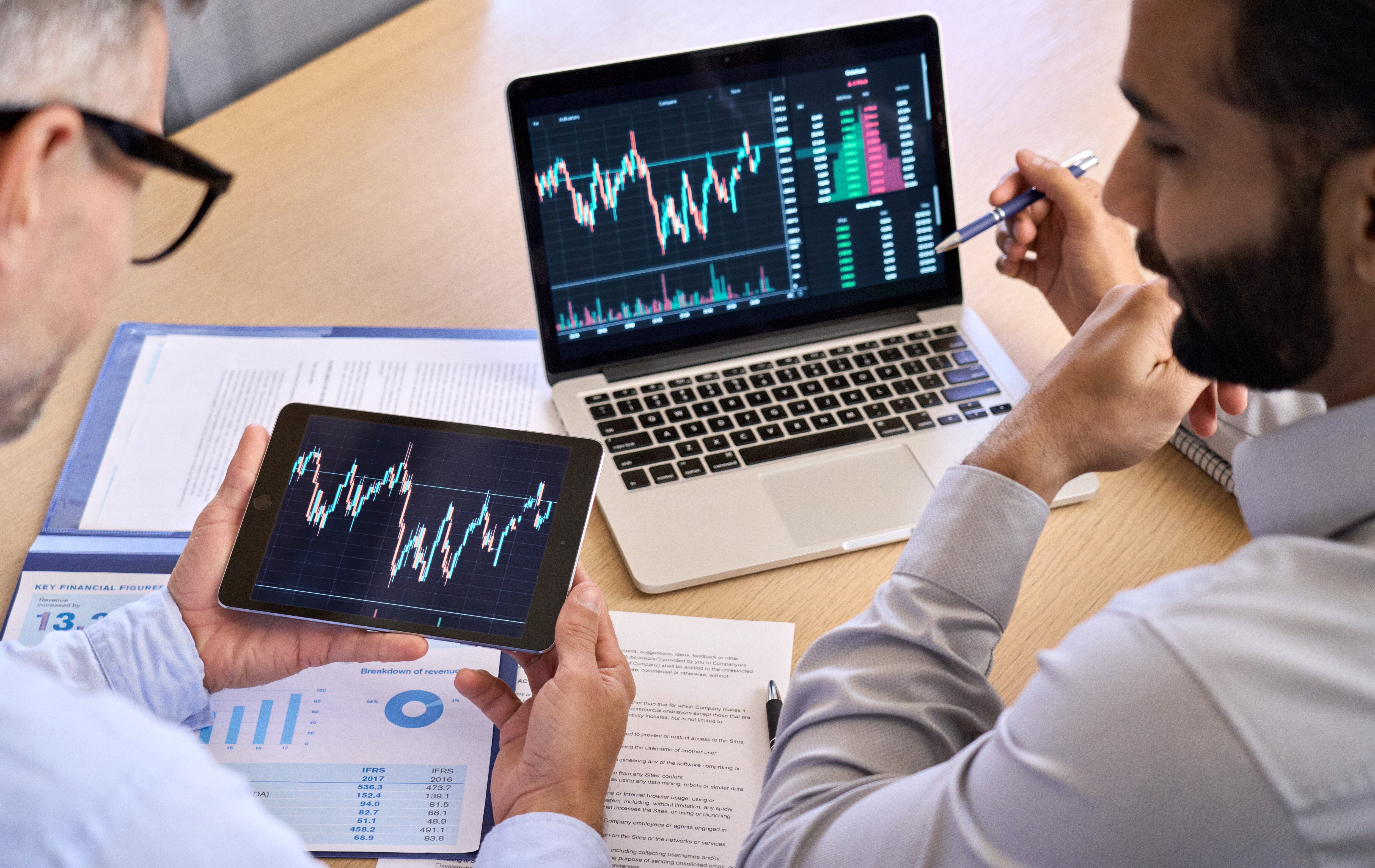 Stock Market Today: Nifty Extend Gains To Second Day; Sensex Ends Nearly 300 Points Higher