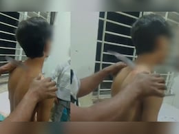 बाइक बाइक टकराने पर पीठ में घोंपा चाकू, उसी हालत में अस्पताल पहुंचा घायल युवक, डॉक्टर भी रह गए दंग