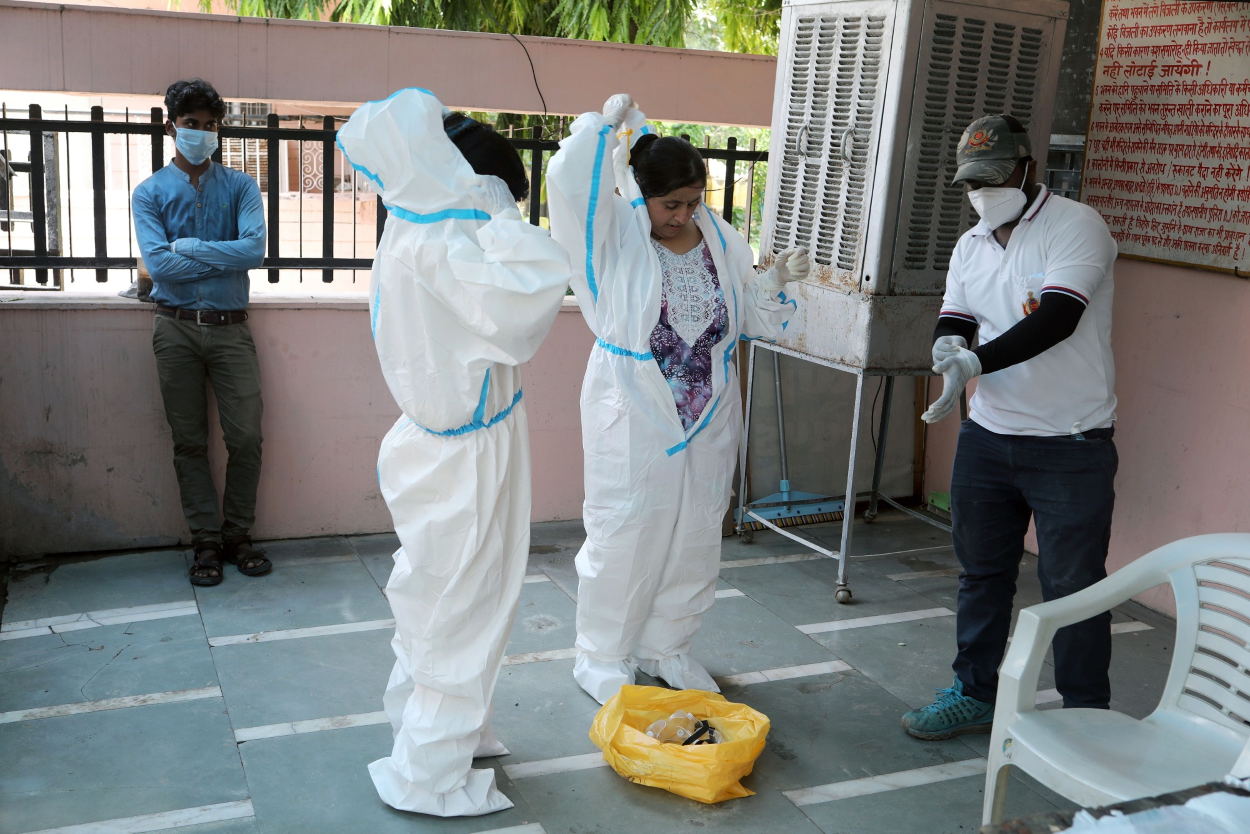 Coronavirus India Updates: India Adds Over 50,000 Fresh Cases Amid Further Relaxations