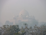 कैसे सांस ले दिल्ली? AQI 500 के करीब, ग्रैप-4 लागू, आखिर कब सुधरेंगे हालात कैसे सांस ले दिल्ली? AQI 500 के करीब, ग्रैप-4 लागू, आखिर कब सुधरेंगे हालात