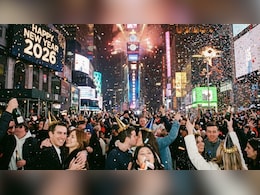 New Year 2026: दुनिया के इस देश में सबसे पहले मनाया जाता है न्यू ईयर, जानें सबसे आखिर में कौन मनाता है