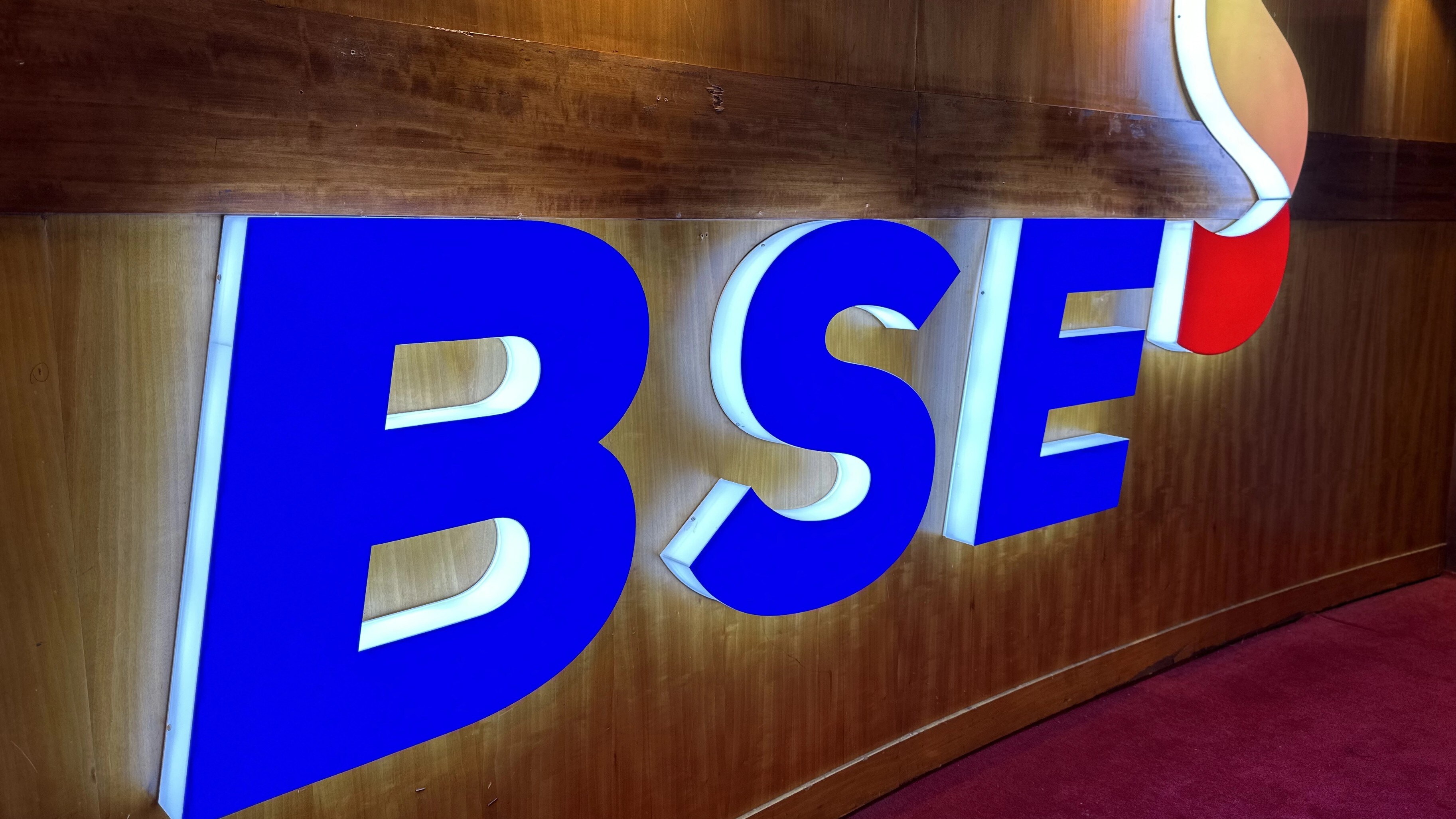 Stock Market Today: Sensex & Nifty's Two-Day Rebound Fails To Recoup Weekly Loss 