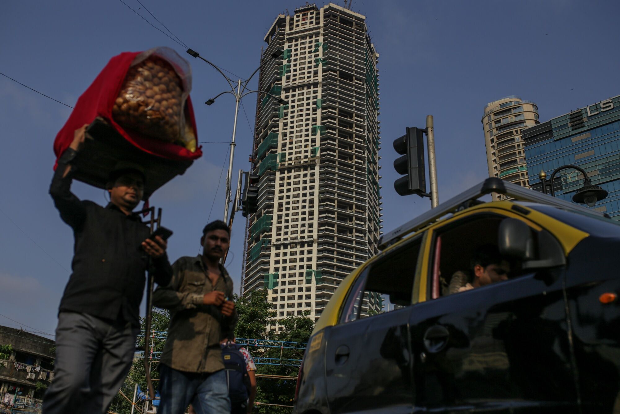 India To Tighten Budget Deficit As Bond Index Inclusion Beckons