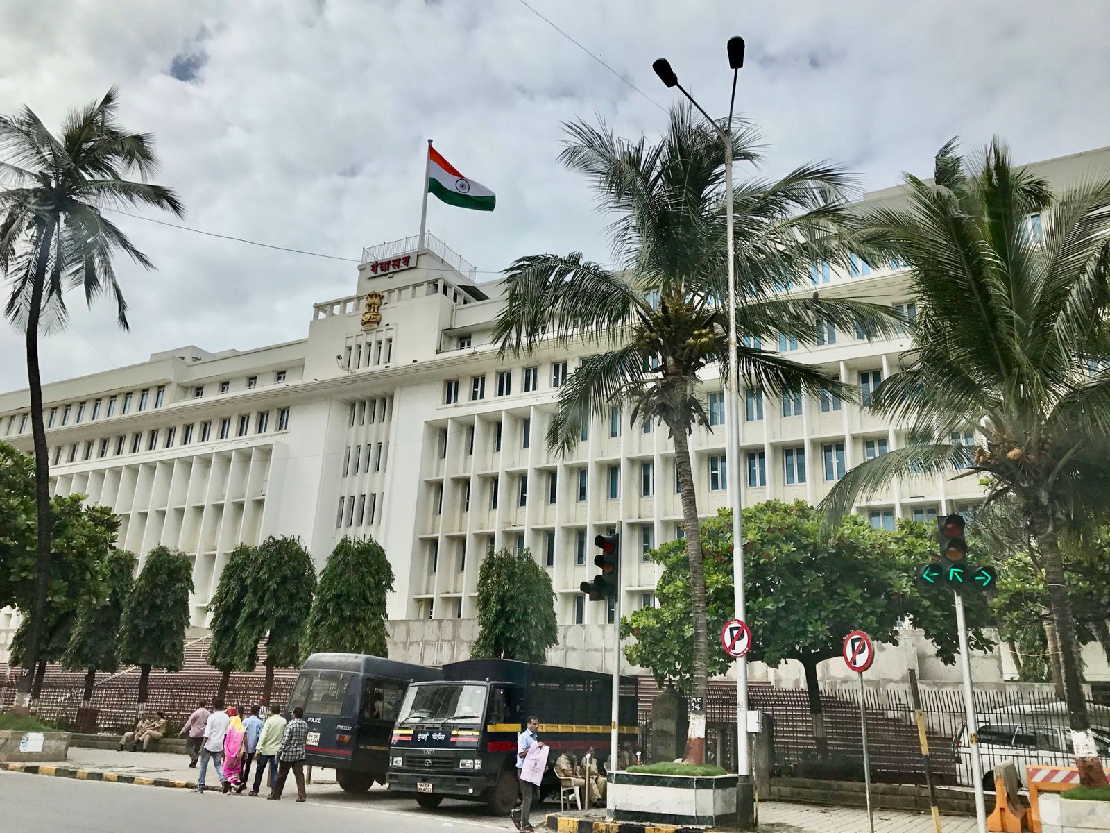 Maharashtra Political Crisis Live Updates: Seeking Disqualification Of 12 MLAs, Says Arvind Sawant