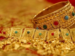 नकाबपोश बदमाशों ने गोली मारकर ज्वेलर्स को किया घायल और सोने-चांदी के आभूषणों से भरा तीन बैग लेकर हुए रफू-चक्कर