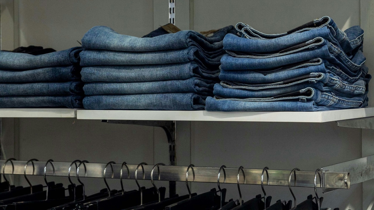 Myntra EORS: Best Pepe Jeans And Spykar Picks For Cool Casual Wear Myntra EORS: Best Pepe Jeans And Spykar Picks For Cool Casual Wear