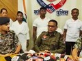 Naxalites Surrender: नक्सल मोर्चे पर बड़ी सफलता, 23 लाख के 4 इनामी नक्सली समेत 11 माओवादियों ने किया सरेंडर