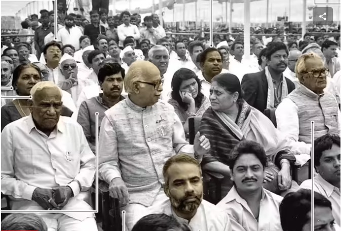 30 साल पुराना किस्सा... कांग्रेस MP दिग्विजय सिंह ने मोदी, आडवाणी की जिस तस्वीर से मचाई हलचल, जानें उसकी कहानी