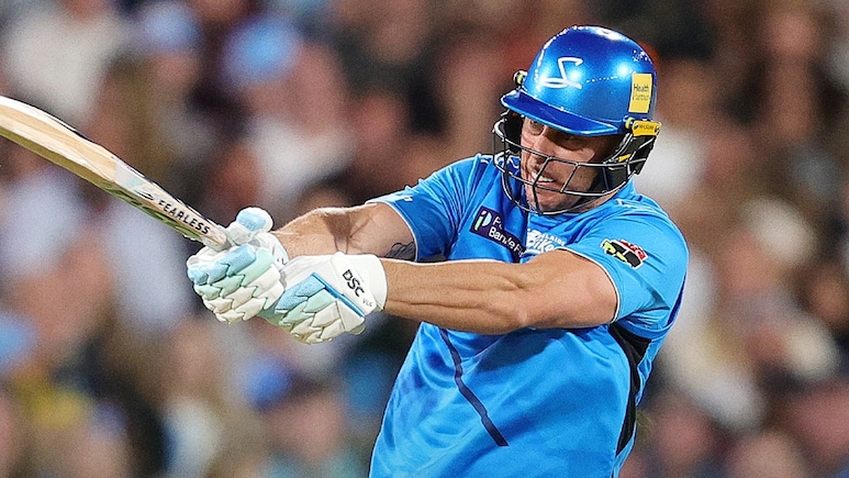 एडिलेड स्ट्राइकर्स के ओपनर क्रिस लिन ने BBL में रचा इतिहास, ये कारनामा करने वाले पहले खिलाड़ी बने