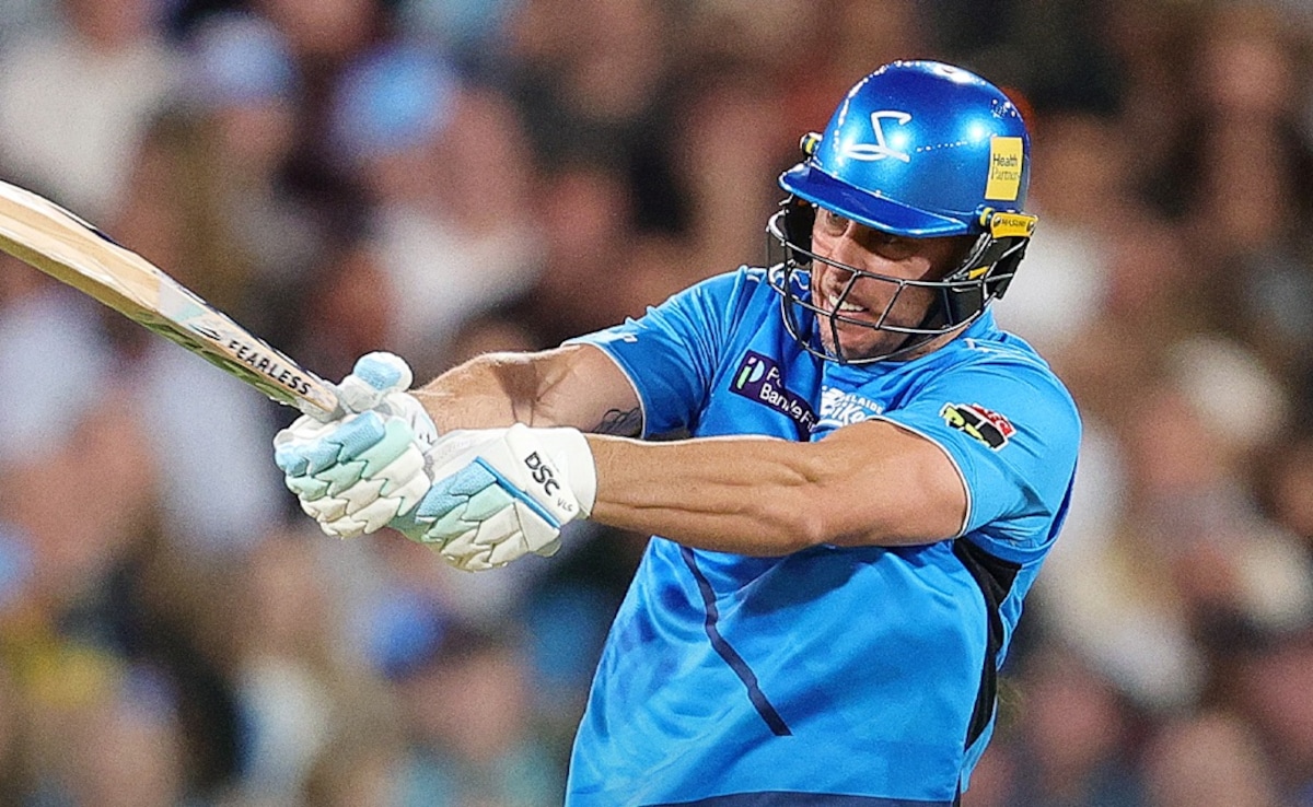 Chris Lynn Becomes First Player To Score 4000 Runs In BBL