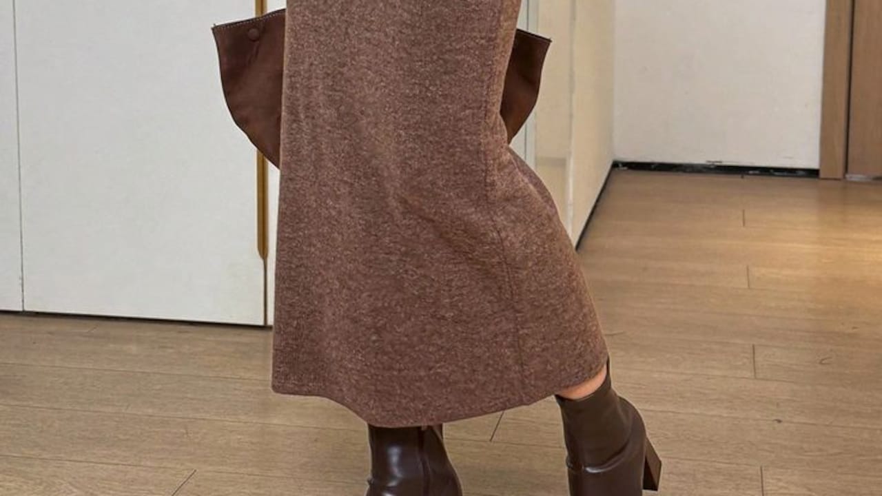 Stay Warm In Winter Skirts: Top Fabrics and Layering Hacks