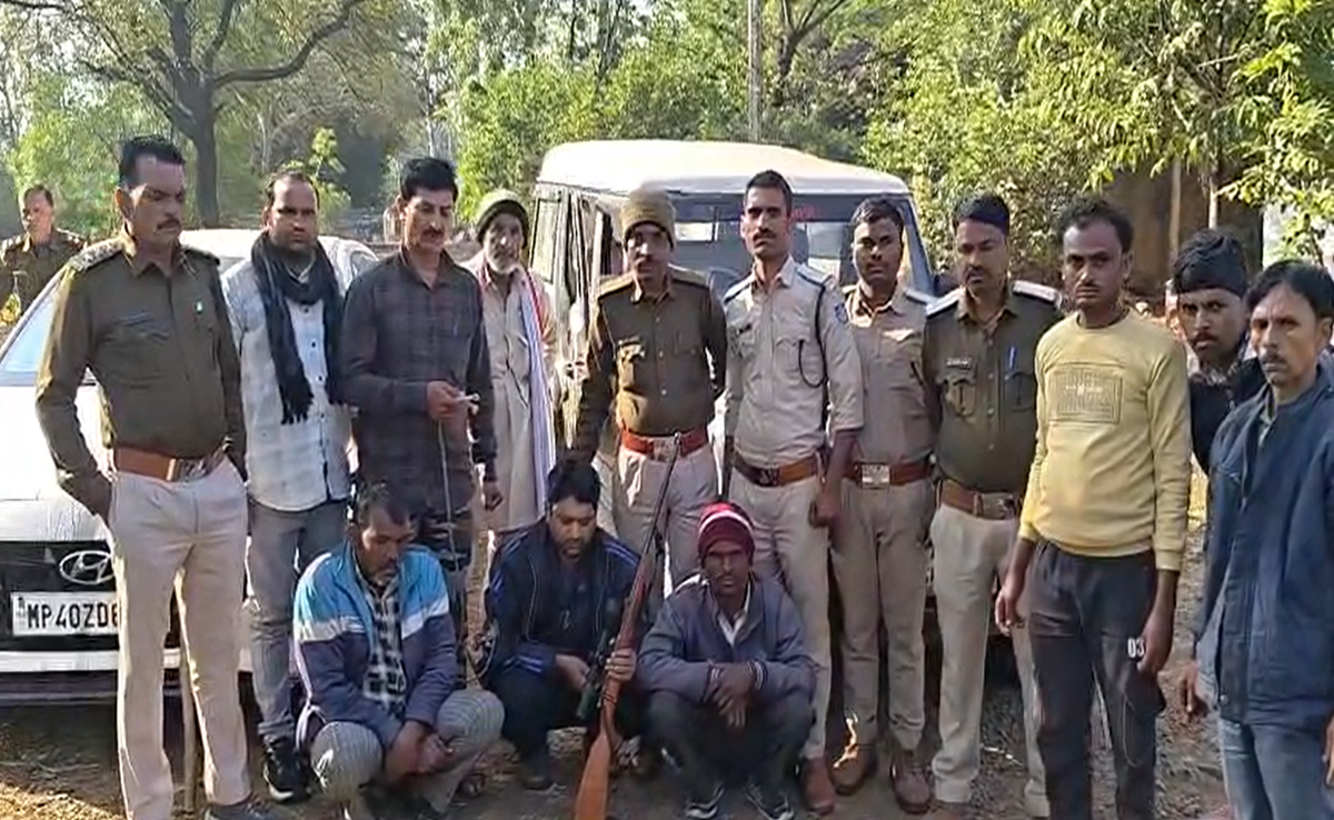 Poaching Case: राहतगढ़ जंगल में काले हिरण का शिकार; तीन आरोपी गिरफ्तार, ये सब बरामद हुआ