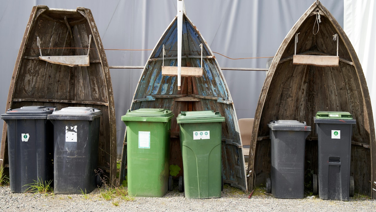 Top 5 Compact Dustbins That Reduce Smell And Keep Homes Organised.