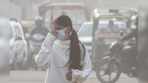 जहरीली हवा से फूल रहा दिल्ली का दम, 300 पार AQI, कब मिलेगी पॉल्यूशन से निजात